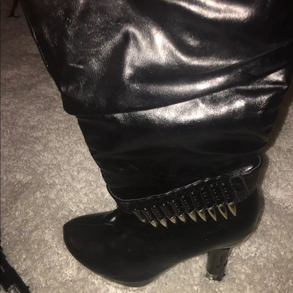 Leather boots